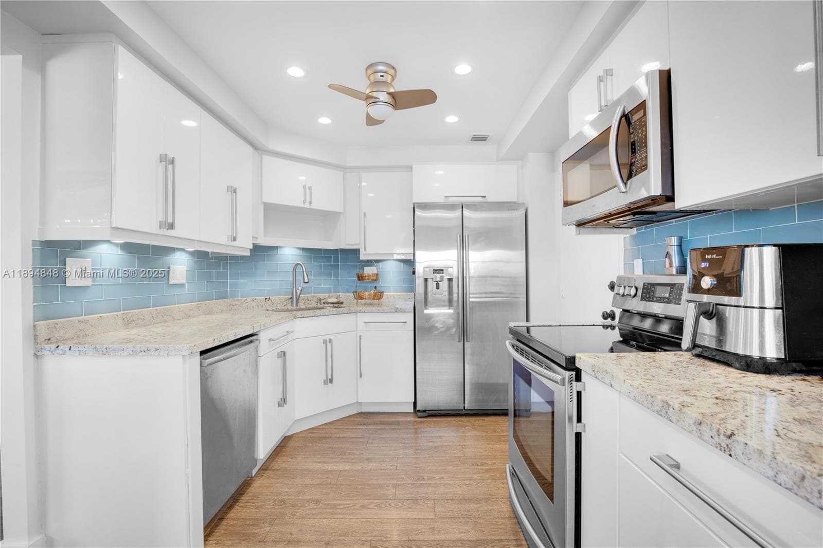 Marine Tower · #408 in Fort Lauderdale - Photo 15