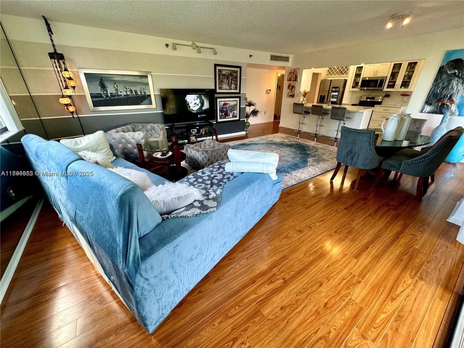 HILLCREST EAST NO 27 COND · #317 in Hollywood - Photo 2