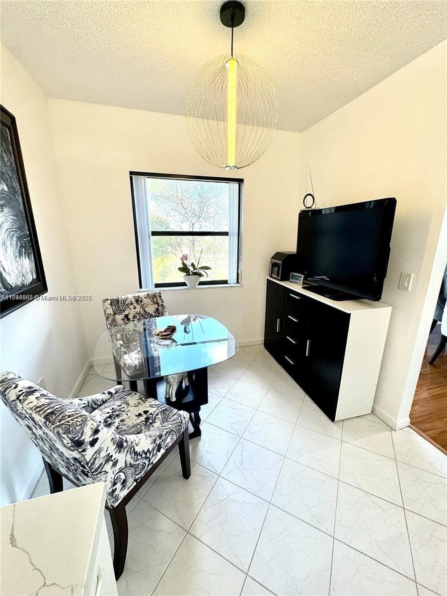 HILLCREST EAST NO 27 COND · #317 in Hollywood - Photo 14