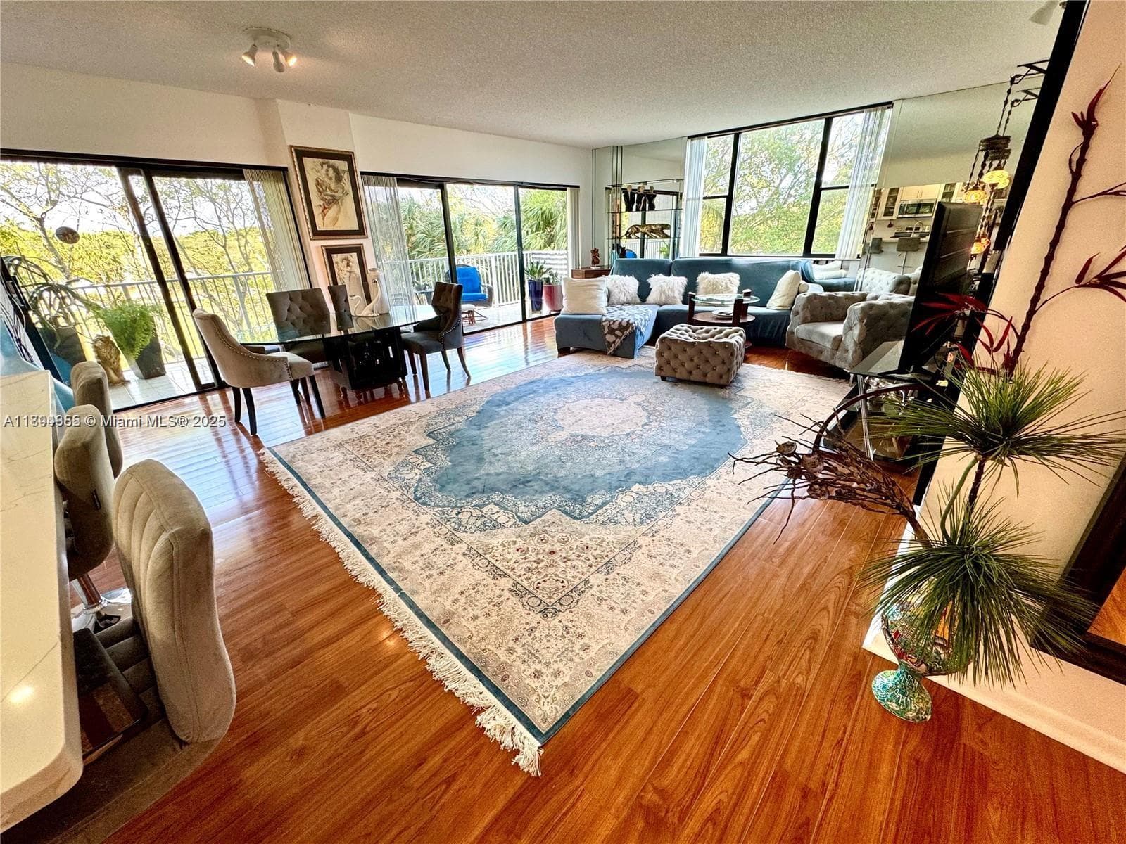 HILLCREST EAST NO 27 COND · #317 in Hollywood - Photo 4