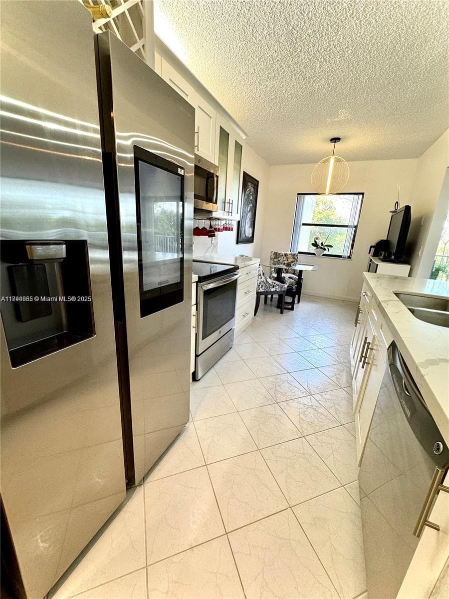 HILLCREST EAST NO 27 COND · #317 in Hollywood - Photo 21