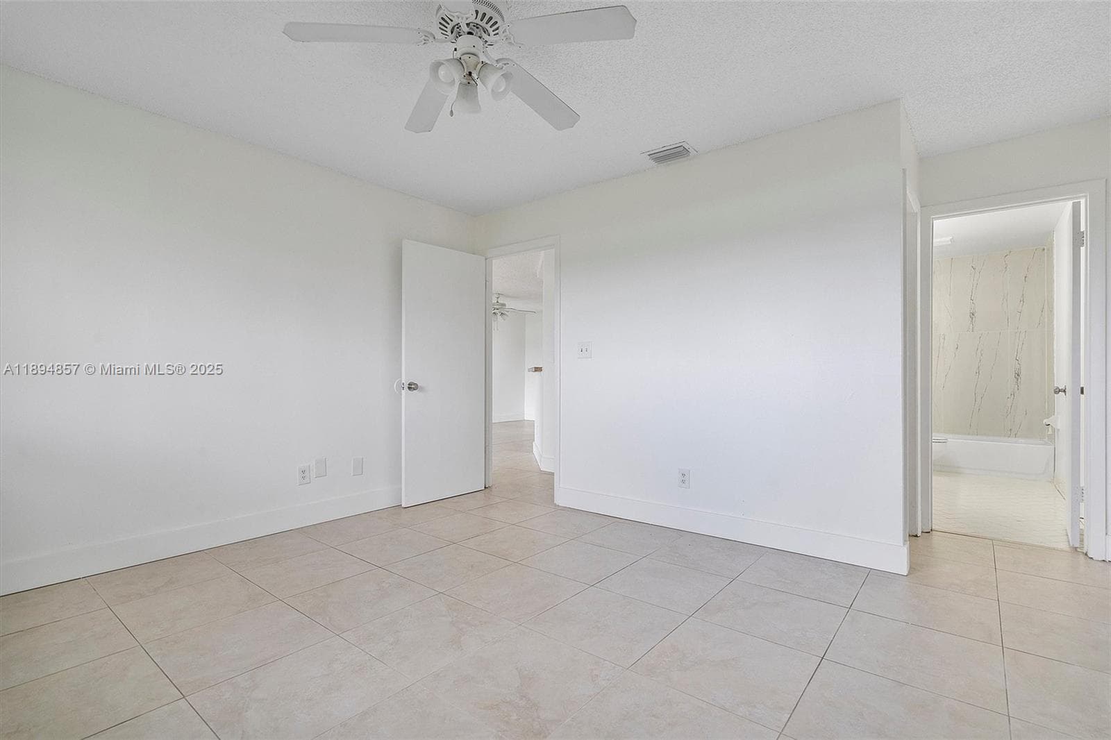 SUMMER LAKE · #103 in Oakland Park - Photo 13