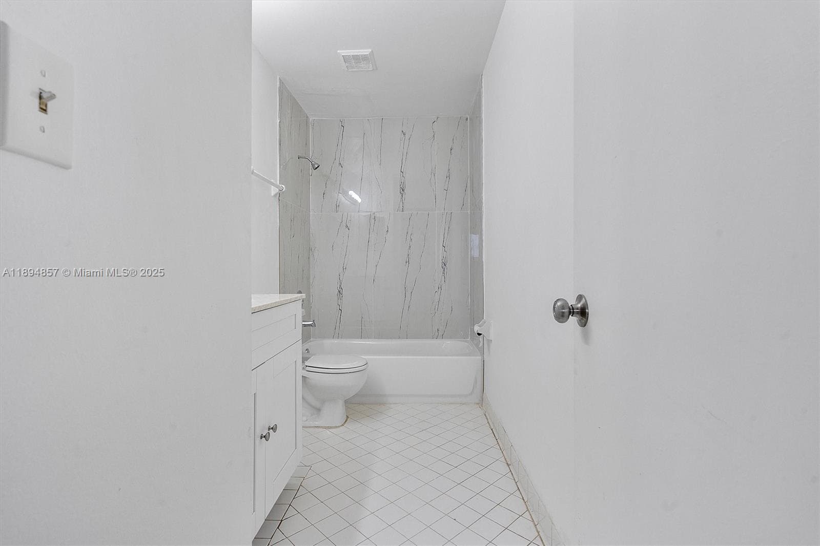 SUMMER LAKE · #103 in Oakland Park - Photo 19