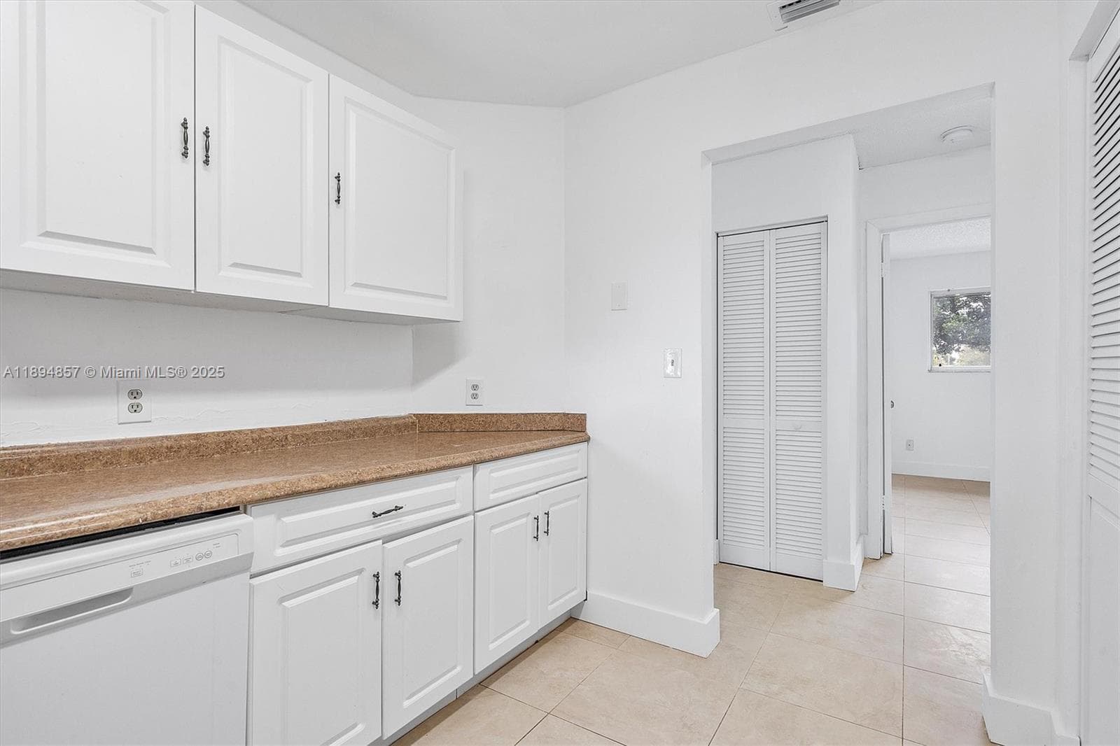 SUMMER LAKE · #103 in Oakland Park - Photo 25