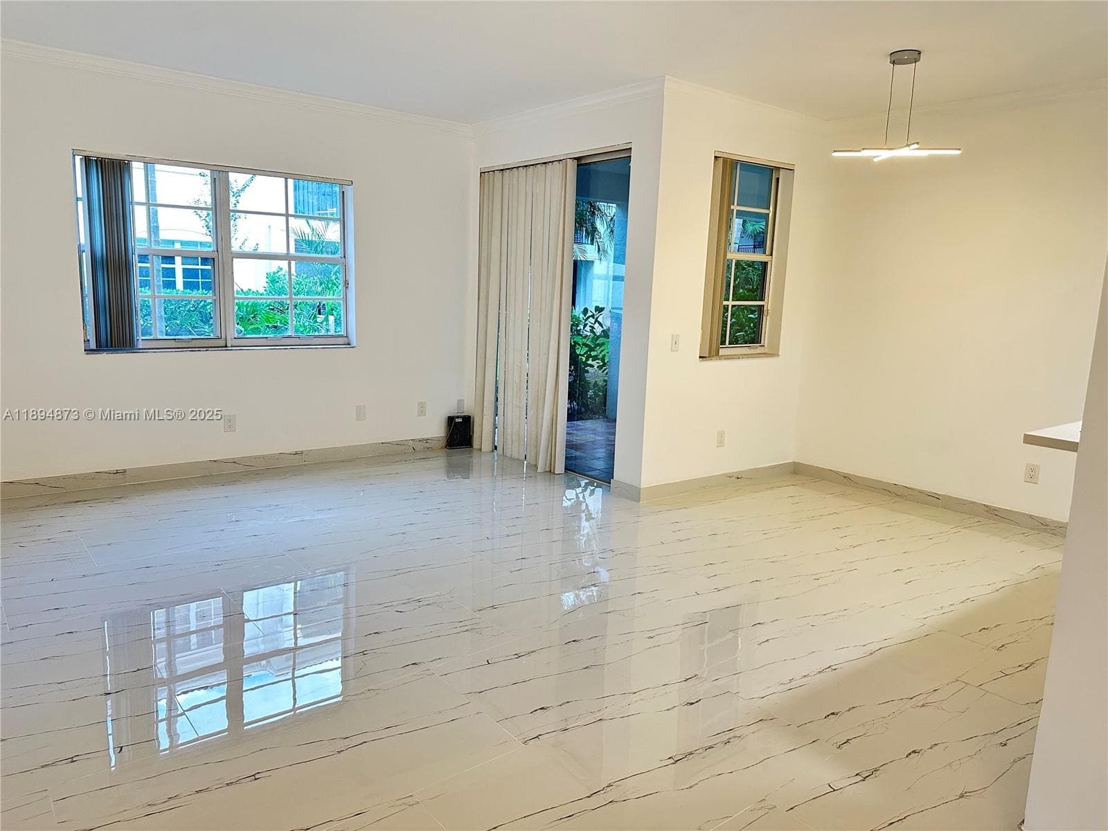 VILLAGE BY THE BAY CONDO · #12113 in Aventura - Photo 3