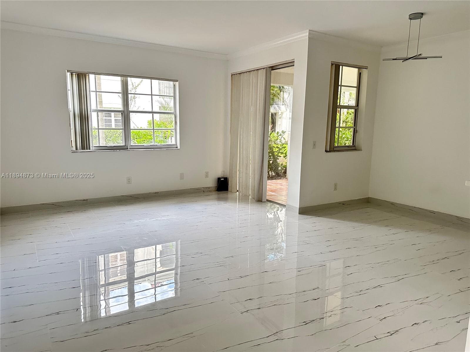 VILLAGE BY THE BAY CONDO · #12113 in Aventura - Photo 9