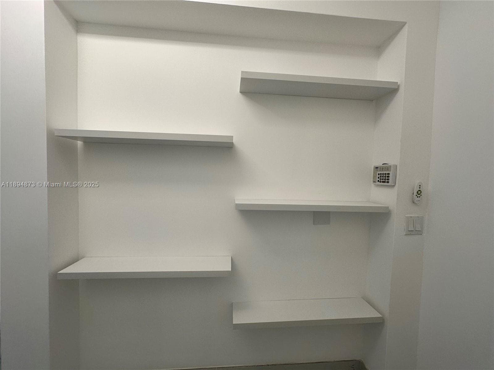 VILLAGE BY THE BAY CONDO · #12113 in Aventura - Photo 14
