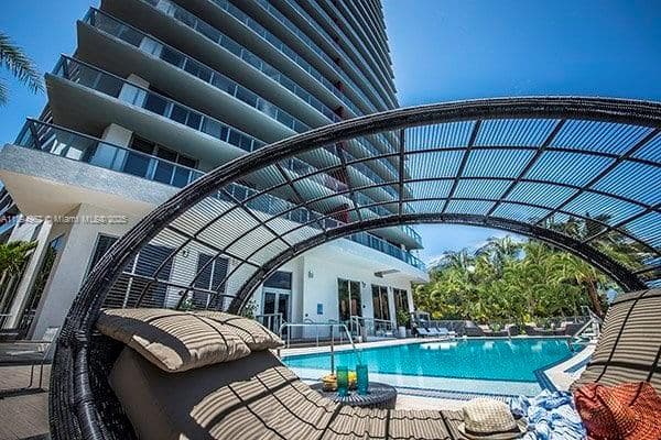 BEACHWALK CONDOMINIUM · #R1507 in Hallandale Beach - Photo 6