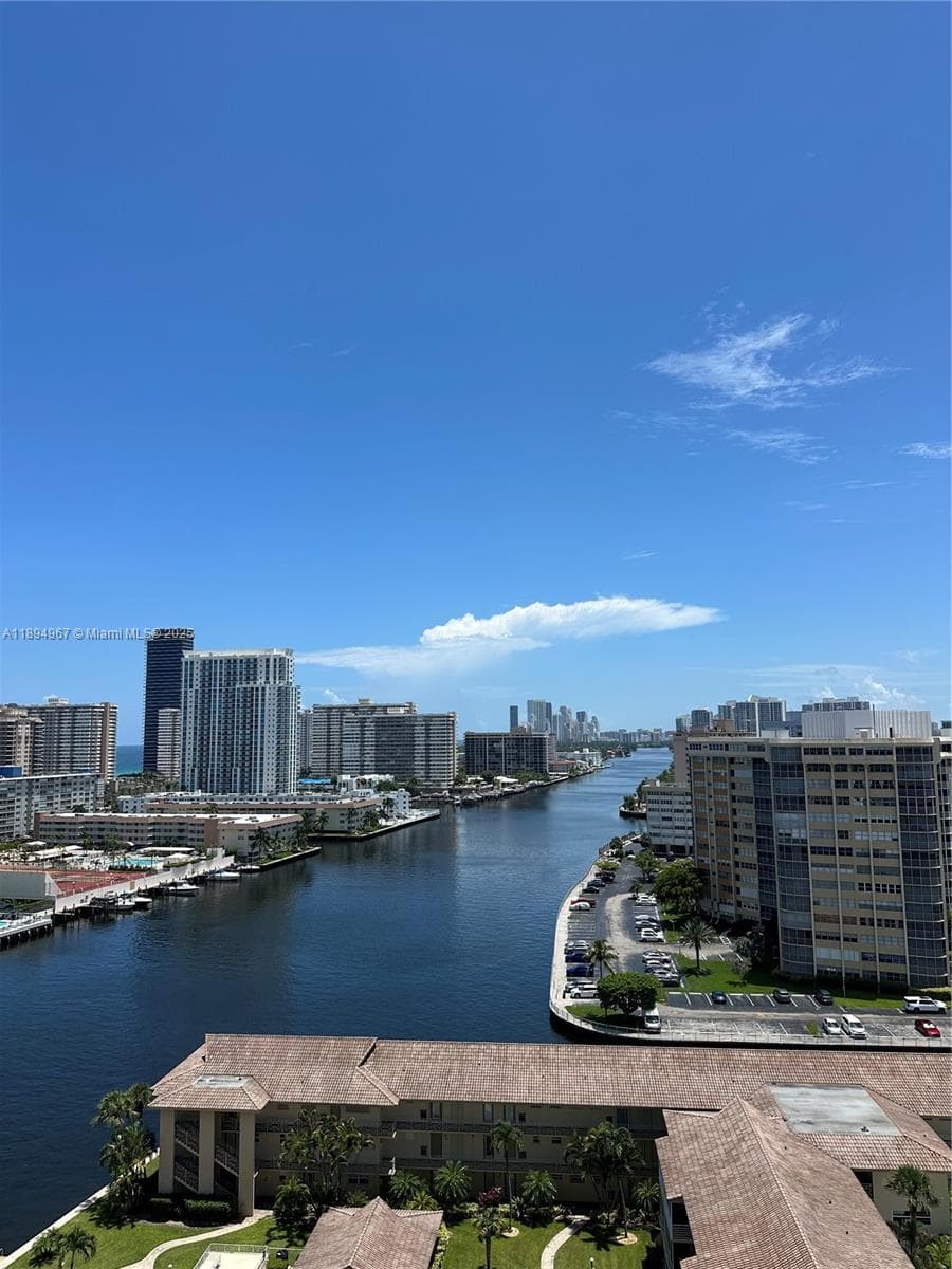 BEACHWALK CONDOMINIUM · #R1507 in Hallandale Beach - Photo 22