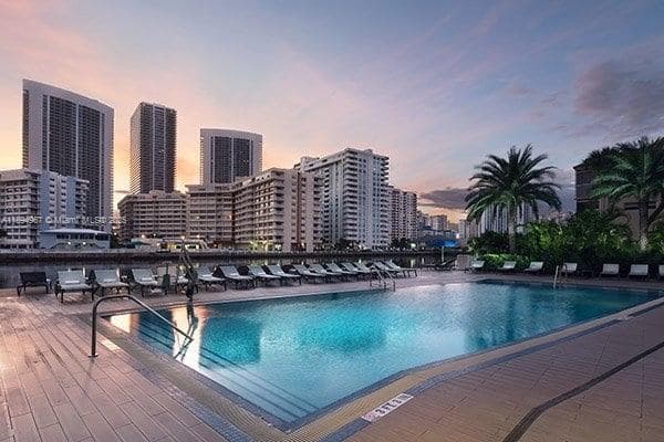 BEACHWALK CONDOMINIUM · #R1507 in Hallandale Beach - Photo 3