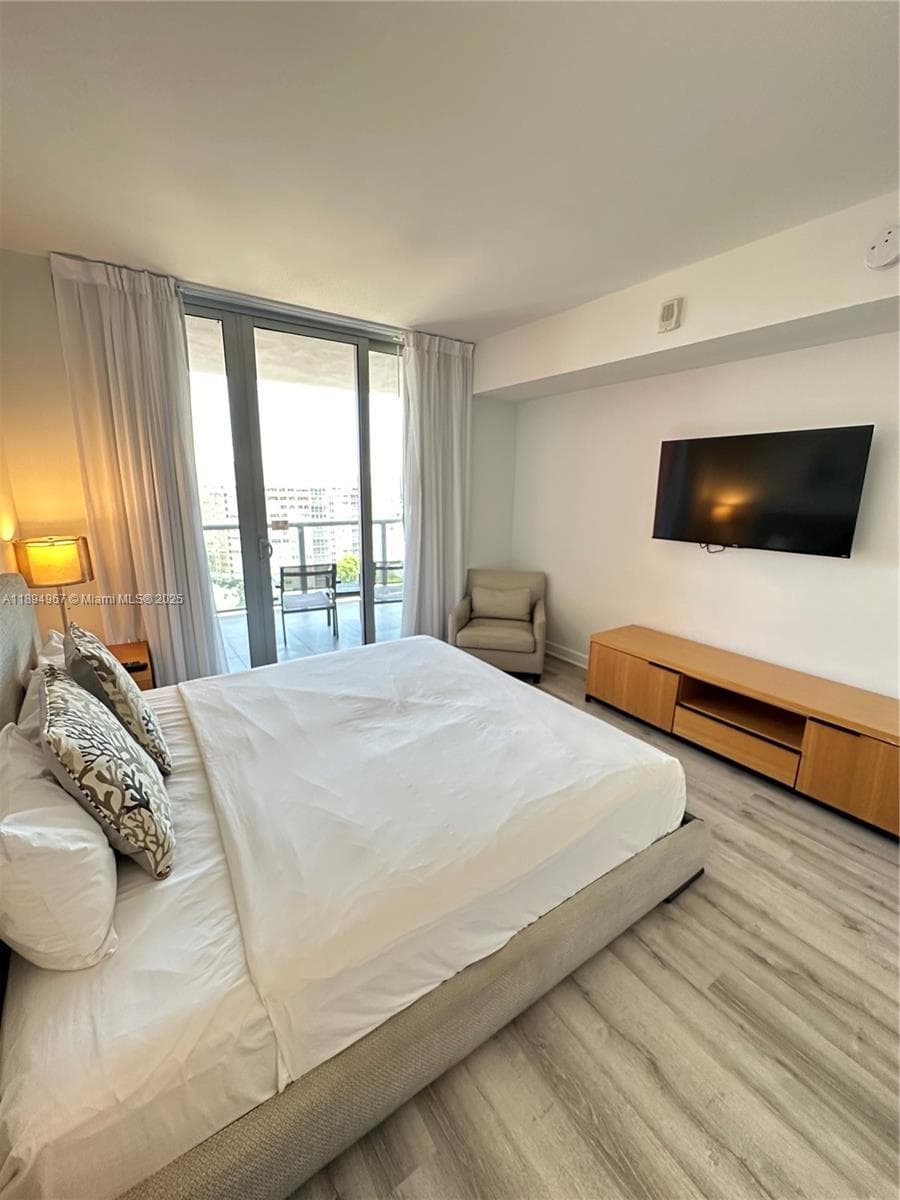 BEACHWALK CONDOMINIUM · #R1507 in Hallandale Beach - Photo 30