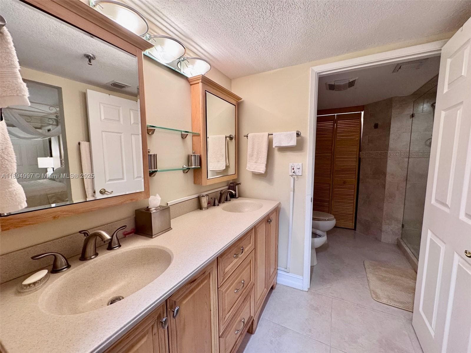 LE TRIANON CONDO · #10C in Miami Beach - Photo 6