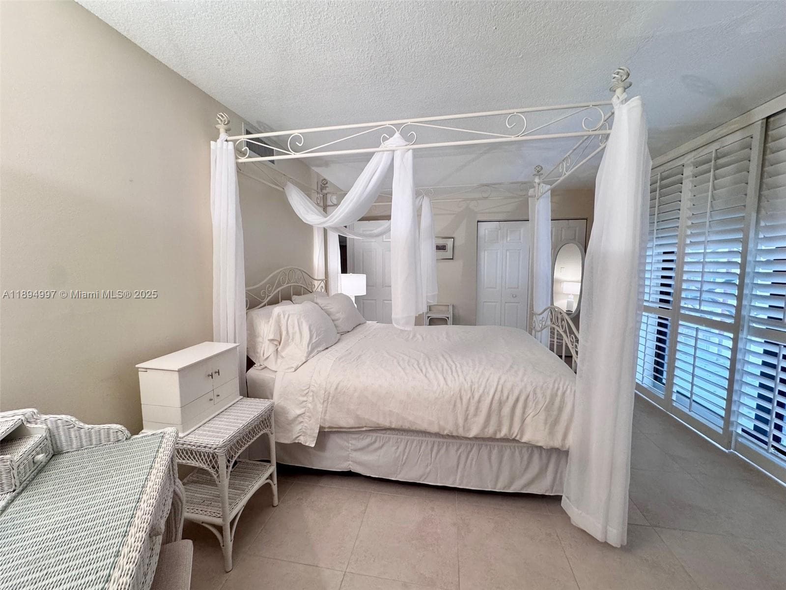 LE TRIANON CONDO · #10C in Miami Beach - Photo 33