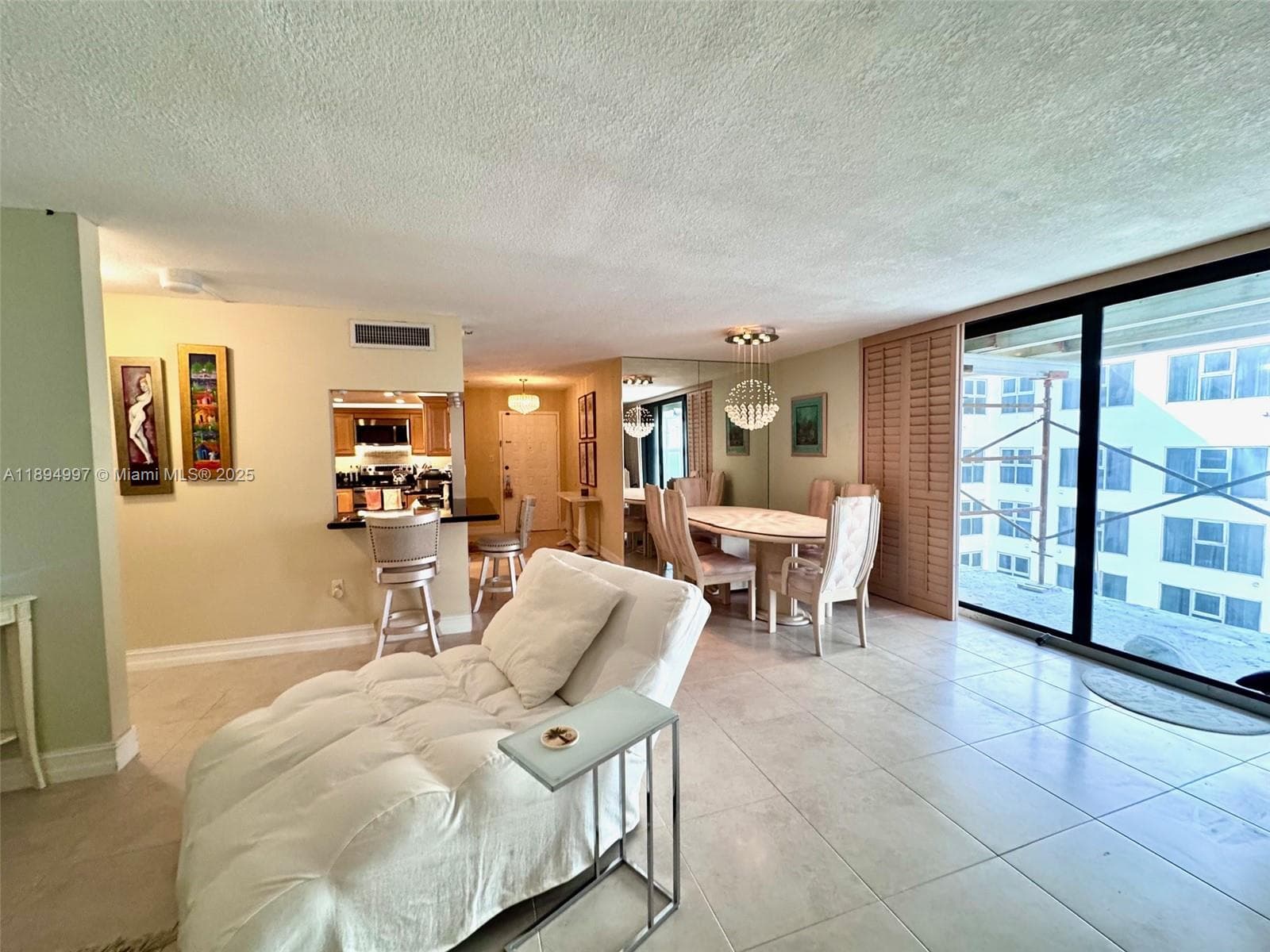 LE TRIANON CONDO · #10C in Miami Beach - Photo 18