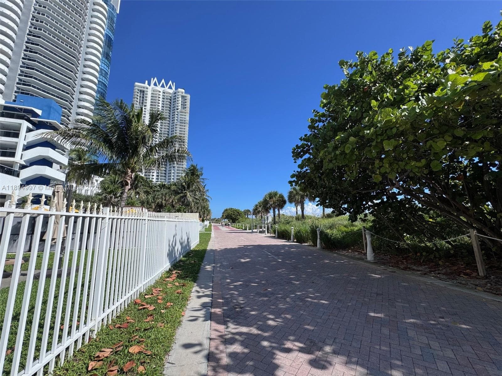 LE TRIANON CONDO · #10C in Miami Beach - Photo 11