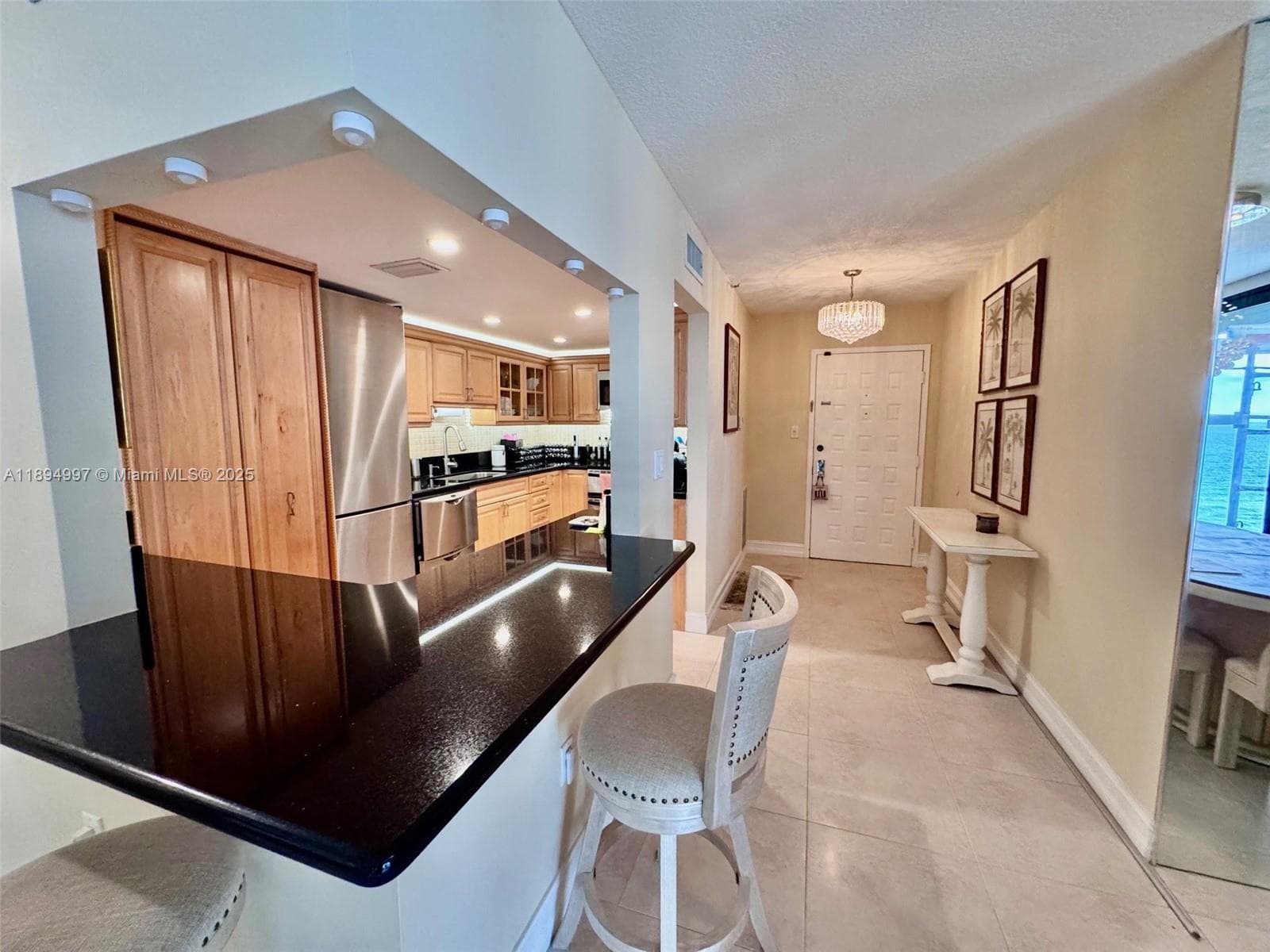 LE TRIANON CONDO · #10C in Miami Beach - Photo 19