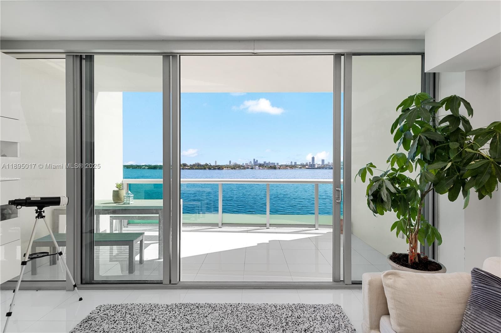 CIELO ON THE BAY CONDO · #803 in Miami Beach - Photo 9