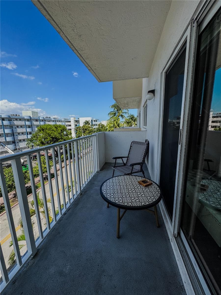 DICKENS GARDENS CONDO · #403 in Miami Beach - Photo 12
