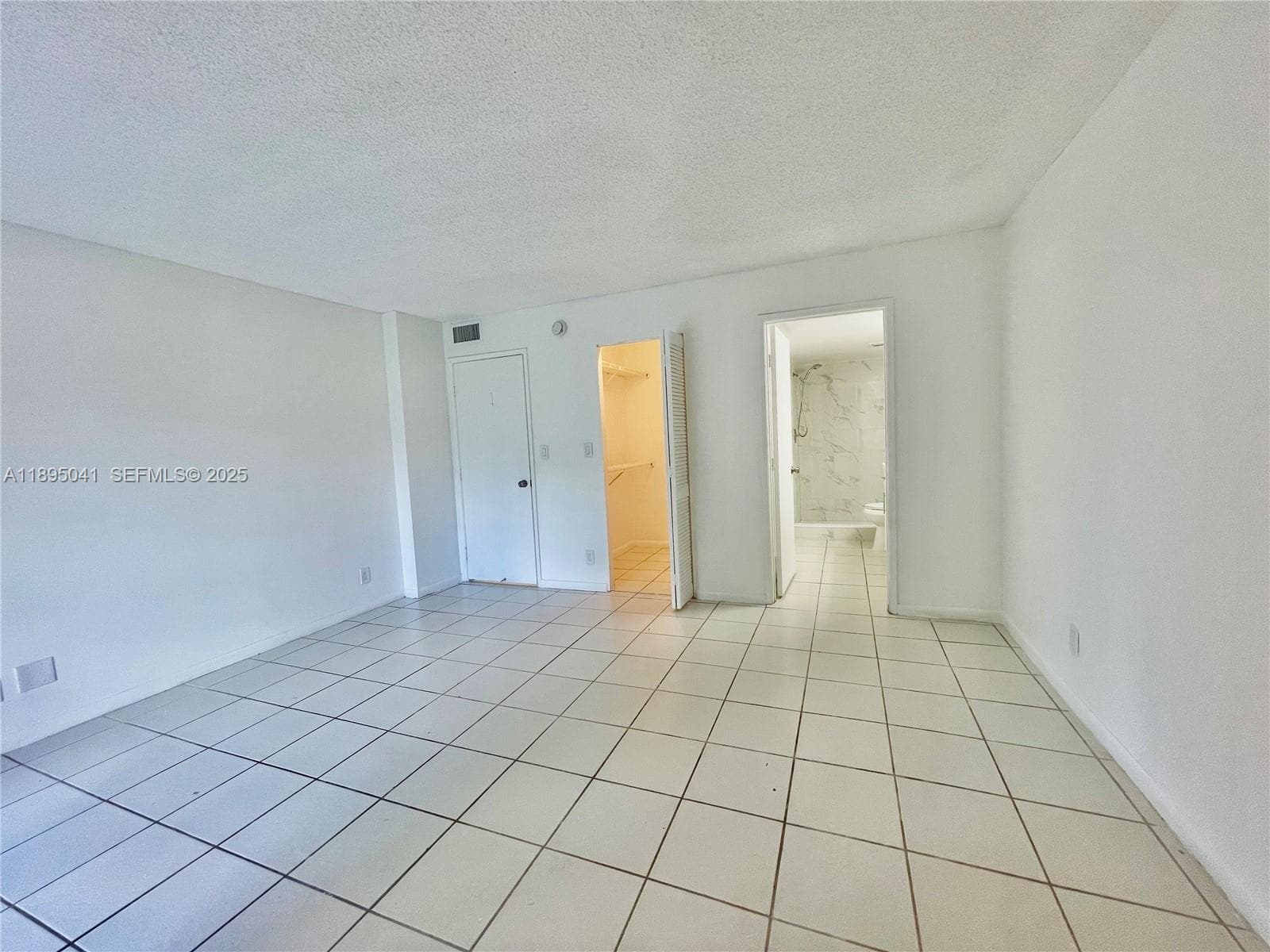CYPRESS BEND CONDOMINIUM · #407 in Pompano Beach - Photo 23