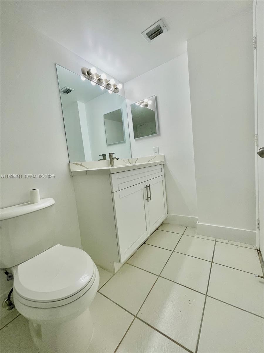 CYPRESS BEND CONDOMINIUM · #407 in Pompano Beach - Photo 26
