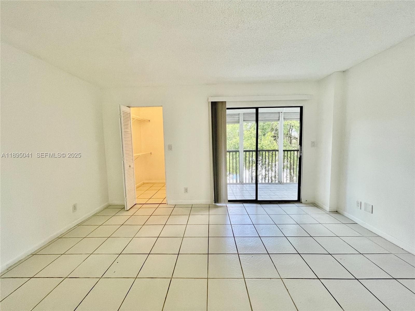 CYPRESS BEND CONDOMINIUM · #407 in Pompano Beach - Photo 22