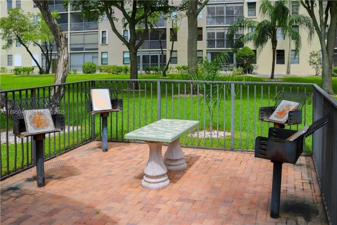 CYPRESS BEND CONDOMINIUM · #407 in Pompano Beach - Photo 36