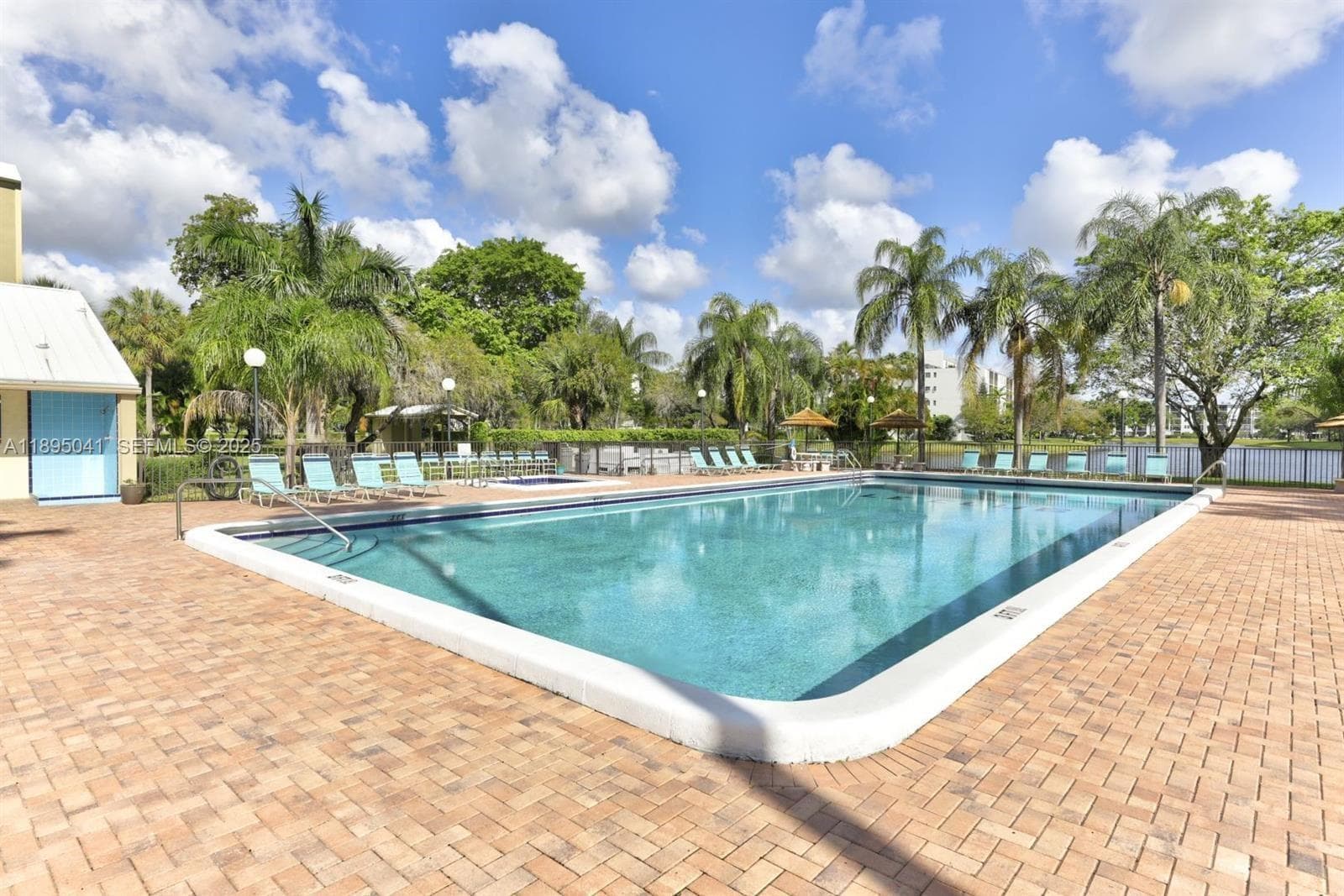 CYPRESS BEND CONDOMINIUM · #407 in Pompano Beach - Photo 33