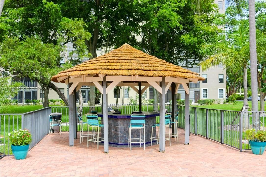 CYPRESS BEND CONDOMINIUM · #407 in Pompano Beach - Photo 37