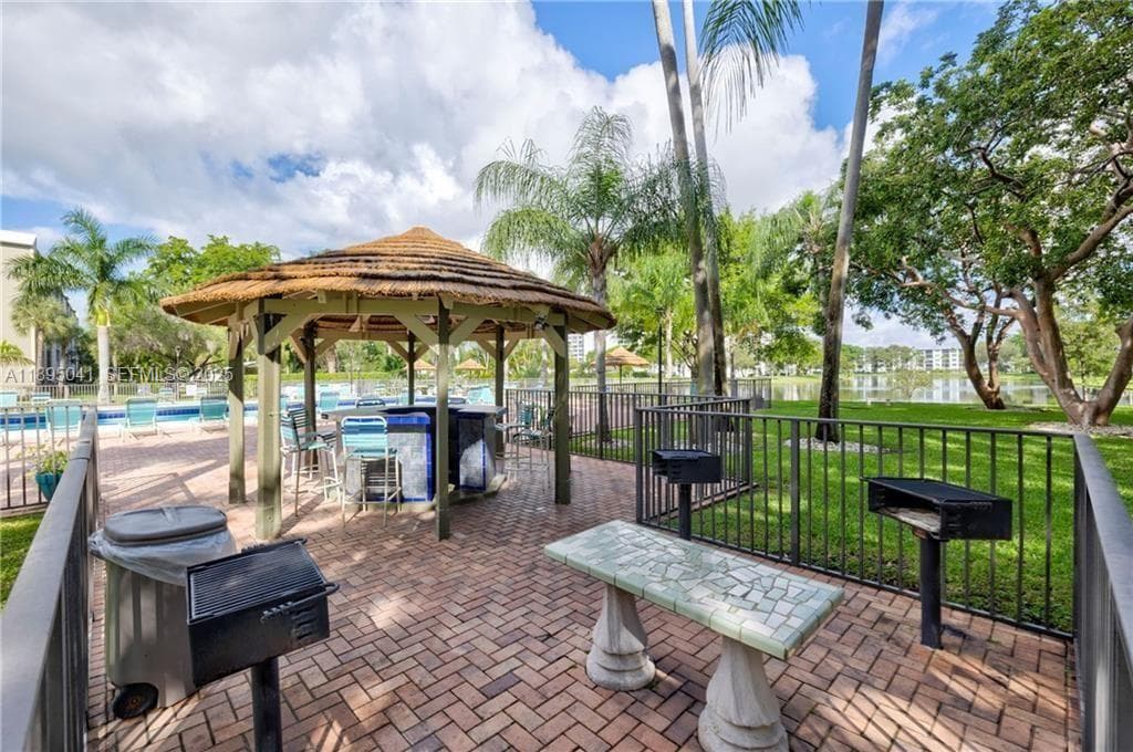 CYPRESS BEND CONDOMINIUM · #407 in Pompano Beach - Photo 35