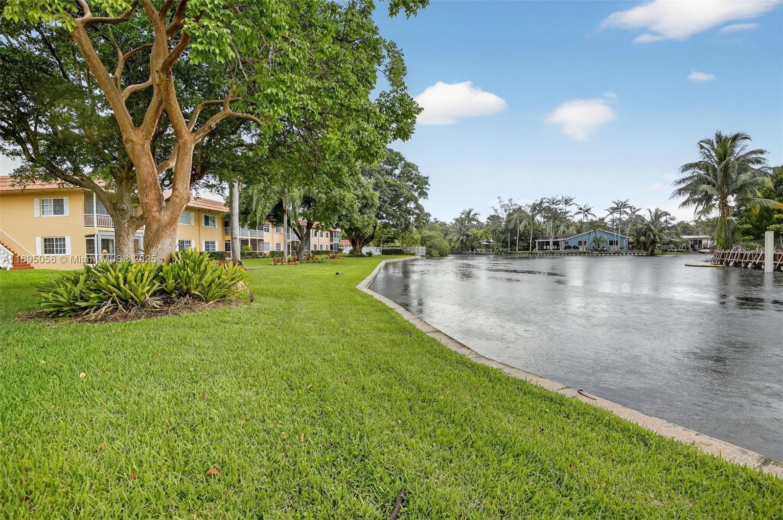 MANOR GROVE VILLAGE ONE I · #110B in Wilton Manors - Photo 9