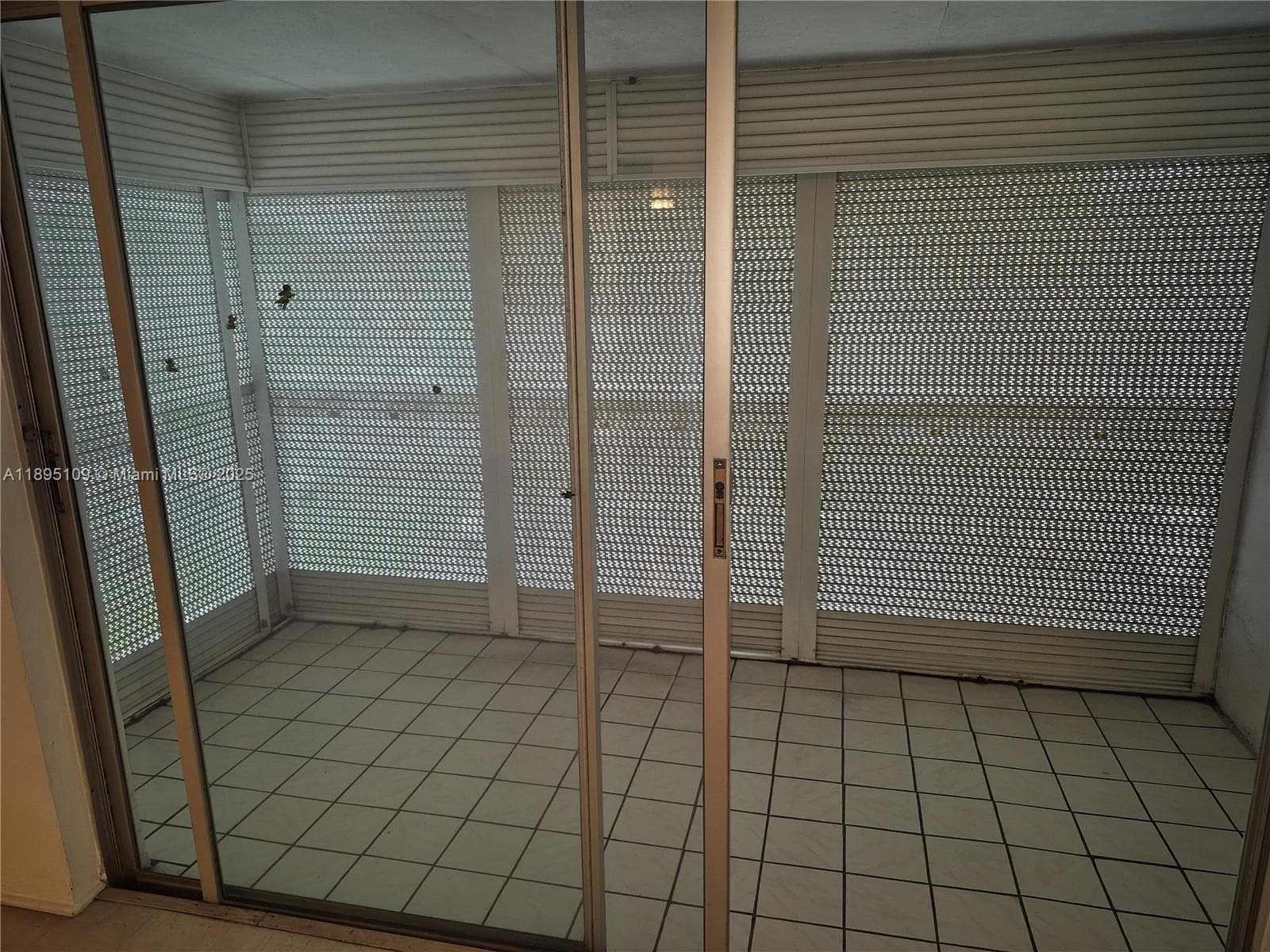 HILLCREST COUNTRY CLUB #7 · #302 in Hollywood - Photo 17