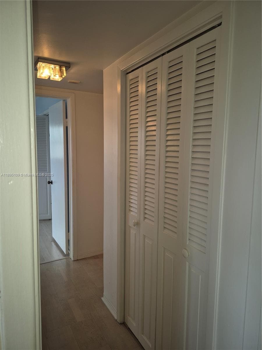 HILLCREST COUNTRY CLUB #7 · #302 in Hollywood - Photo 16
