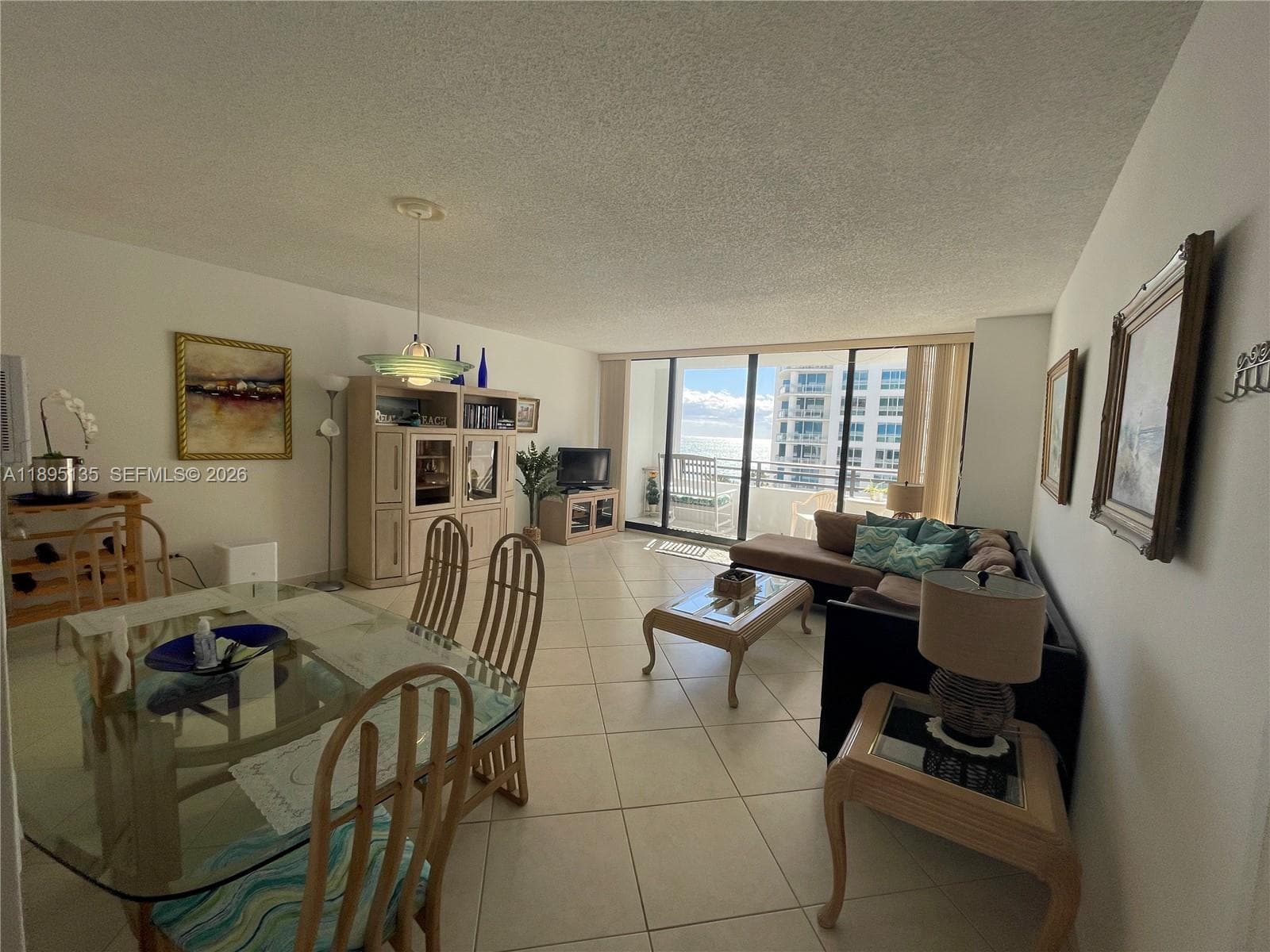 Alexander Towers Condo · #917 in Hollywood - Photo 2