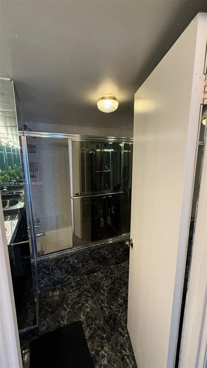 GUILDFORD CONDO · #509 in Bay Harbor Islands - Photo 6