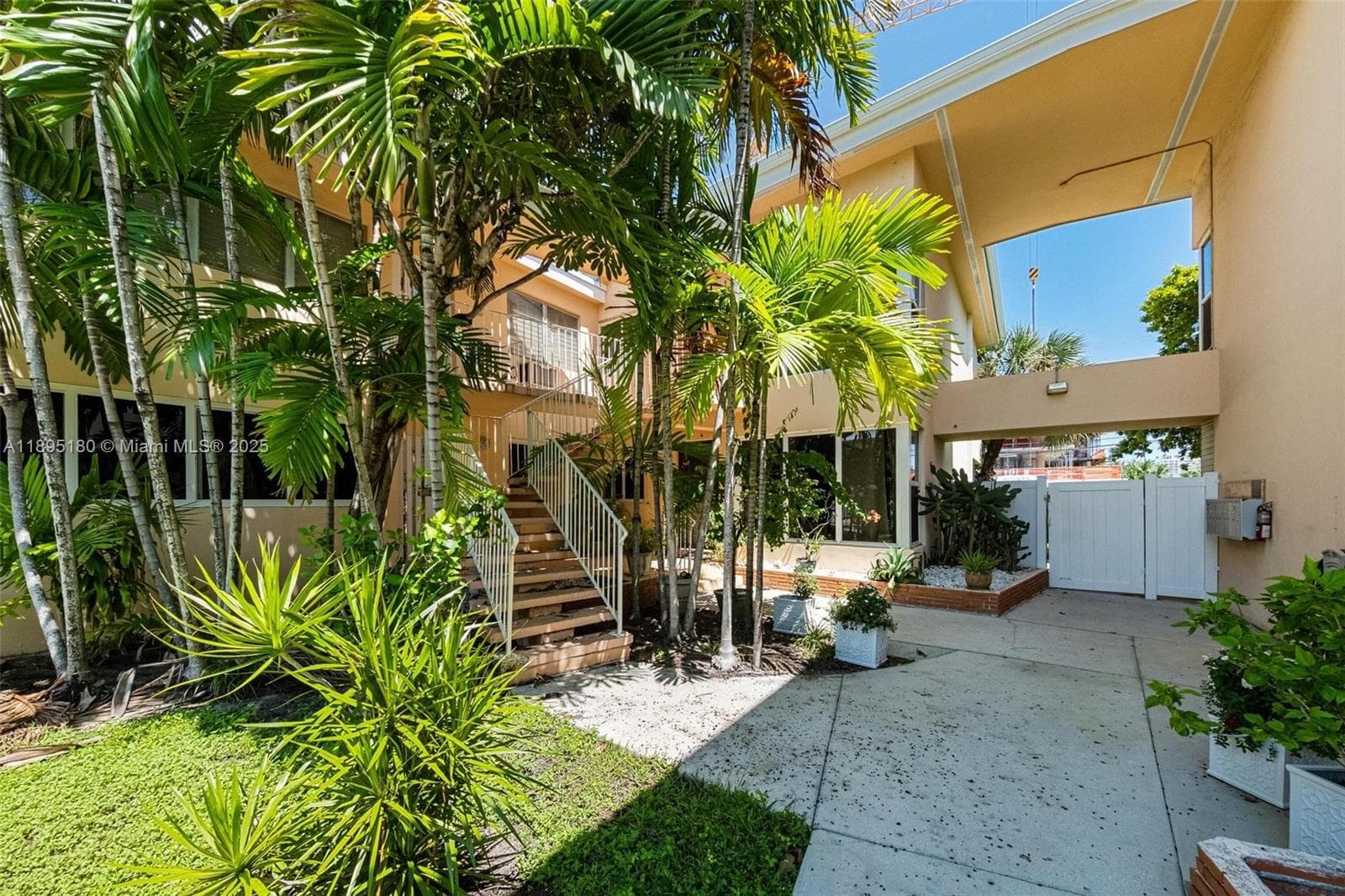 9400 CONDO APTS · #8 in Bay Harbor Islands - Photo 26