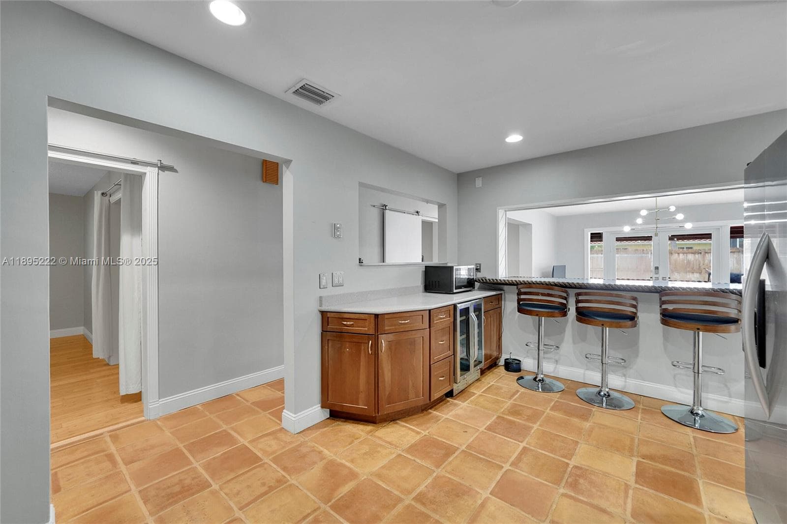 1518 Yale Dr #0 photo 17