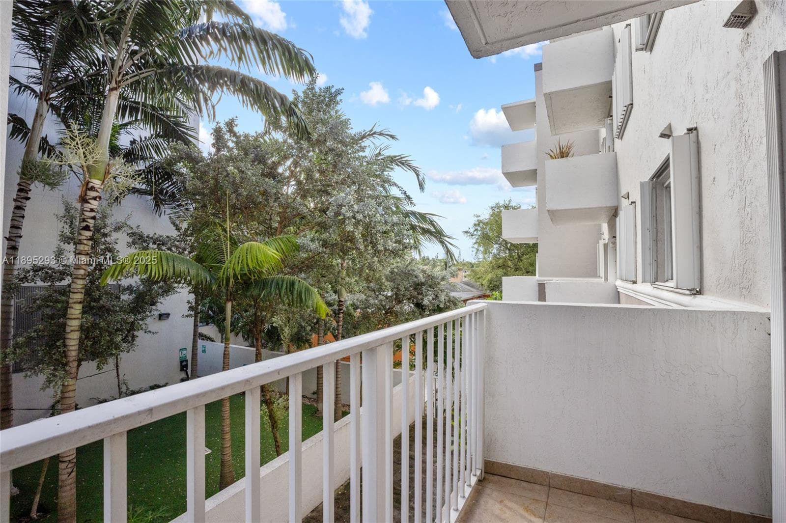 JUBILEE VILLAS CONDO · #106 in Miami - Photo 22