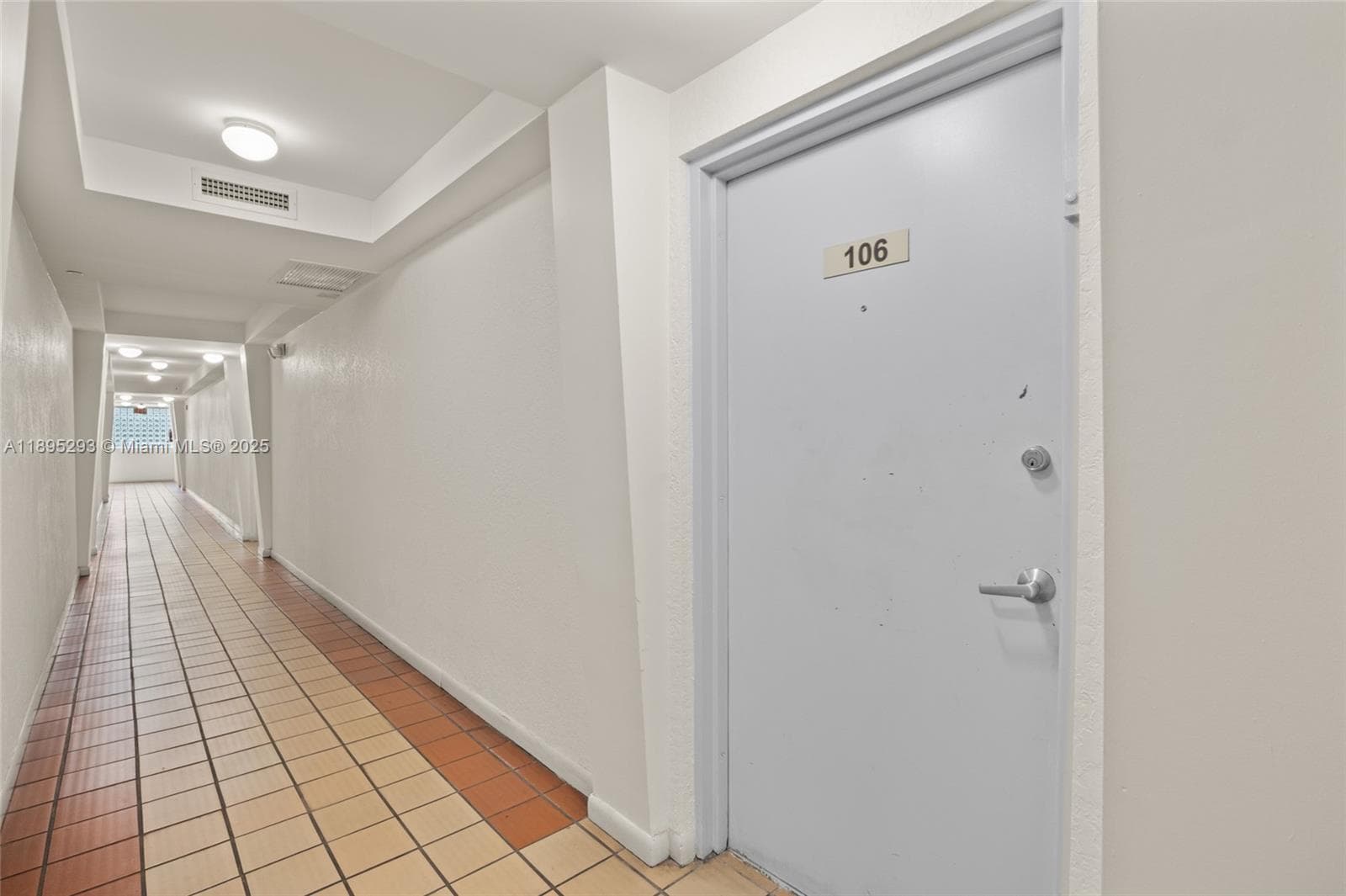 JUBILEE VILLAS CONDO · #106 in Miami - Photo 7