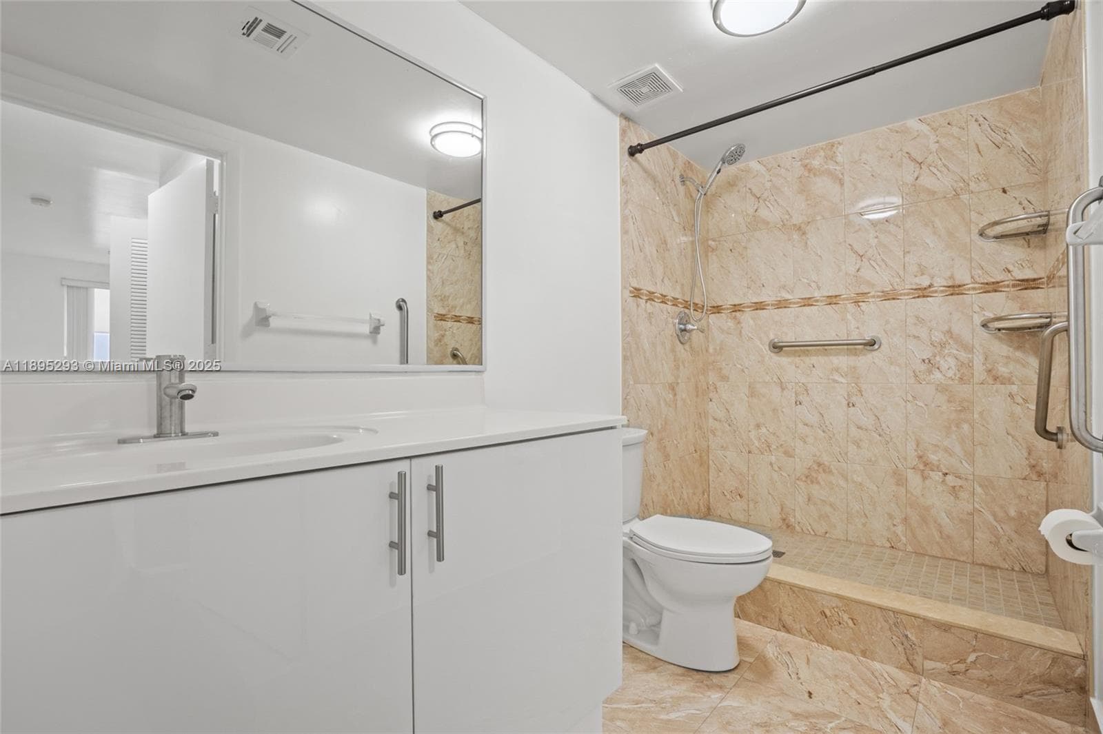 JUBILEE VILLAS CONDO · #106 in Miami - Photo 20