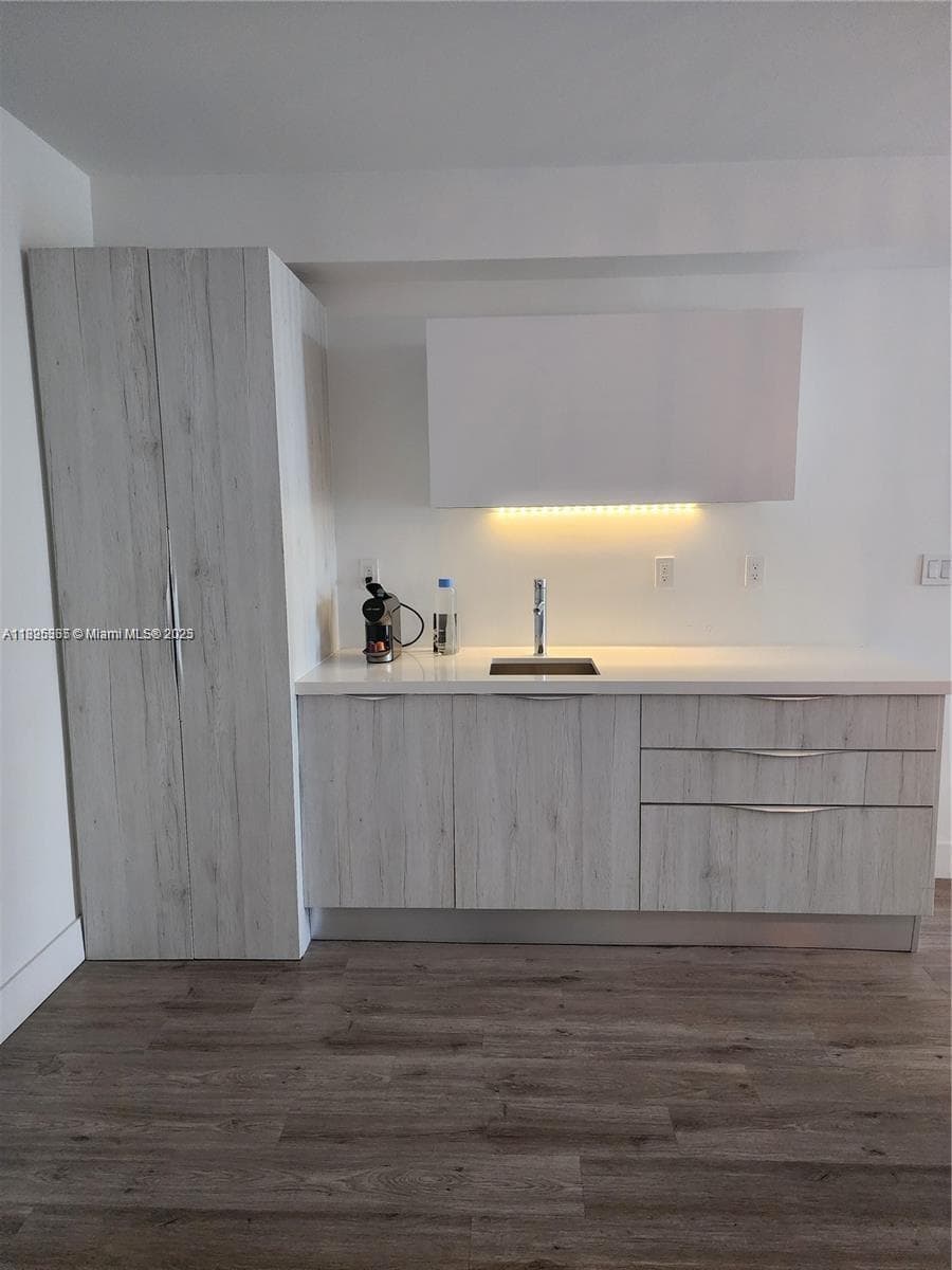 6080 Collins · #304 in Miami Beach - Photo 11