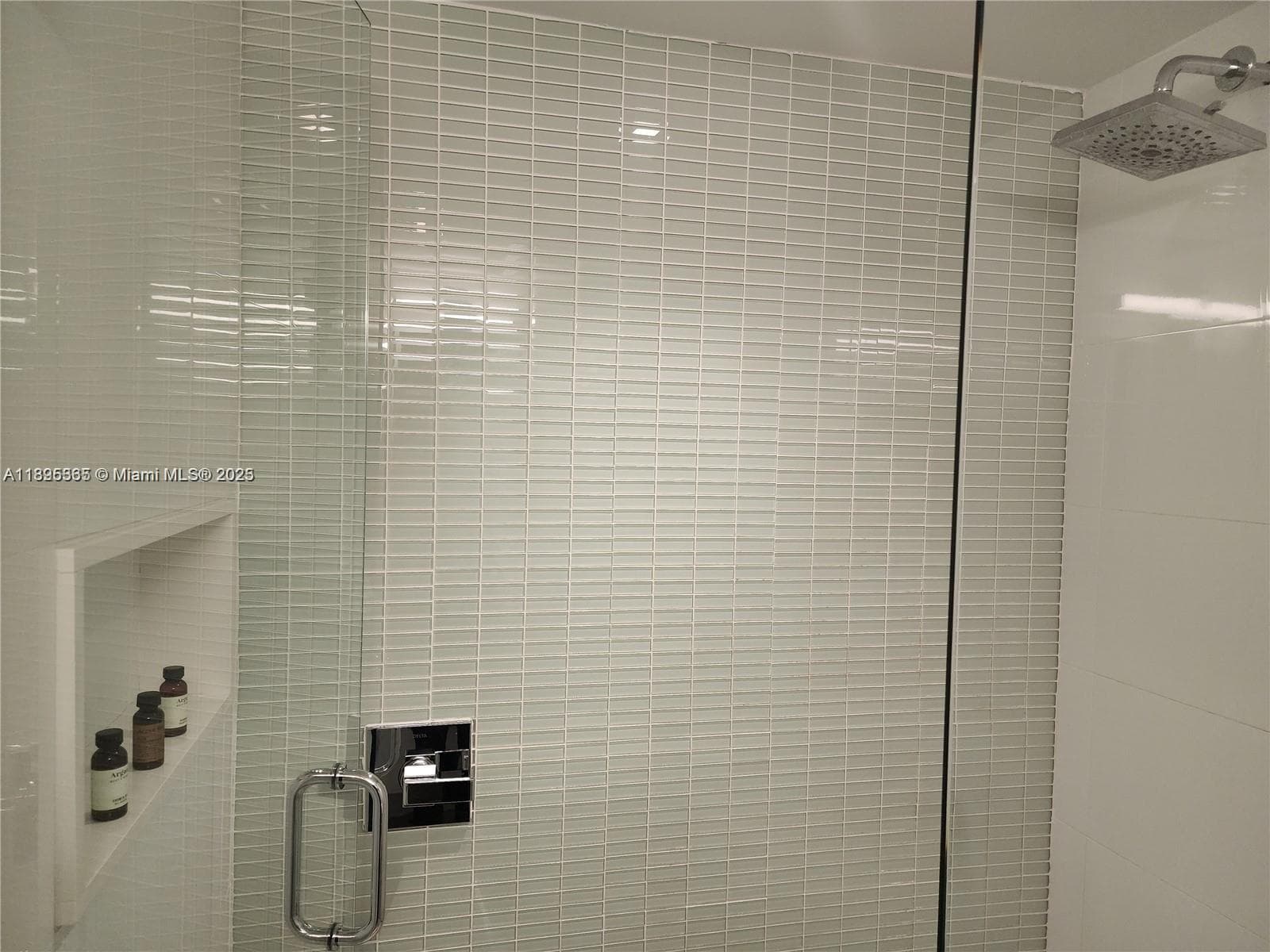 6080 Collins · #304 in Miami Beach - Photo 21