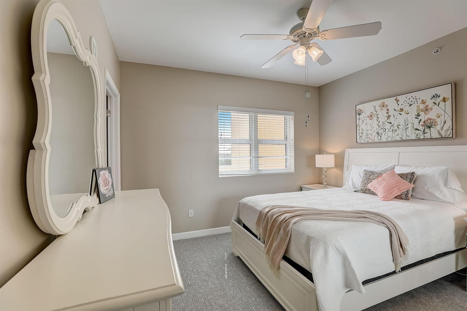 39-web-or-mls-Lake Shore Dr-039
