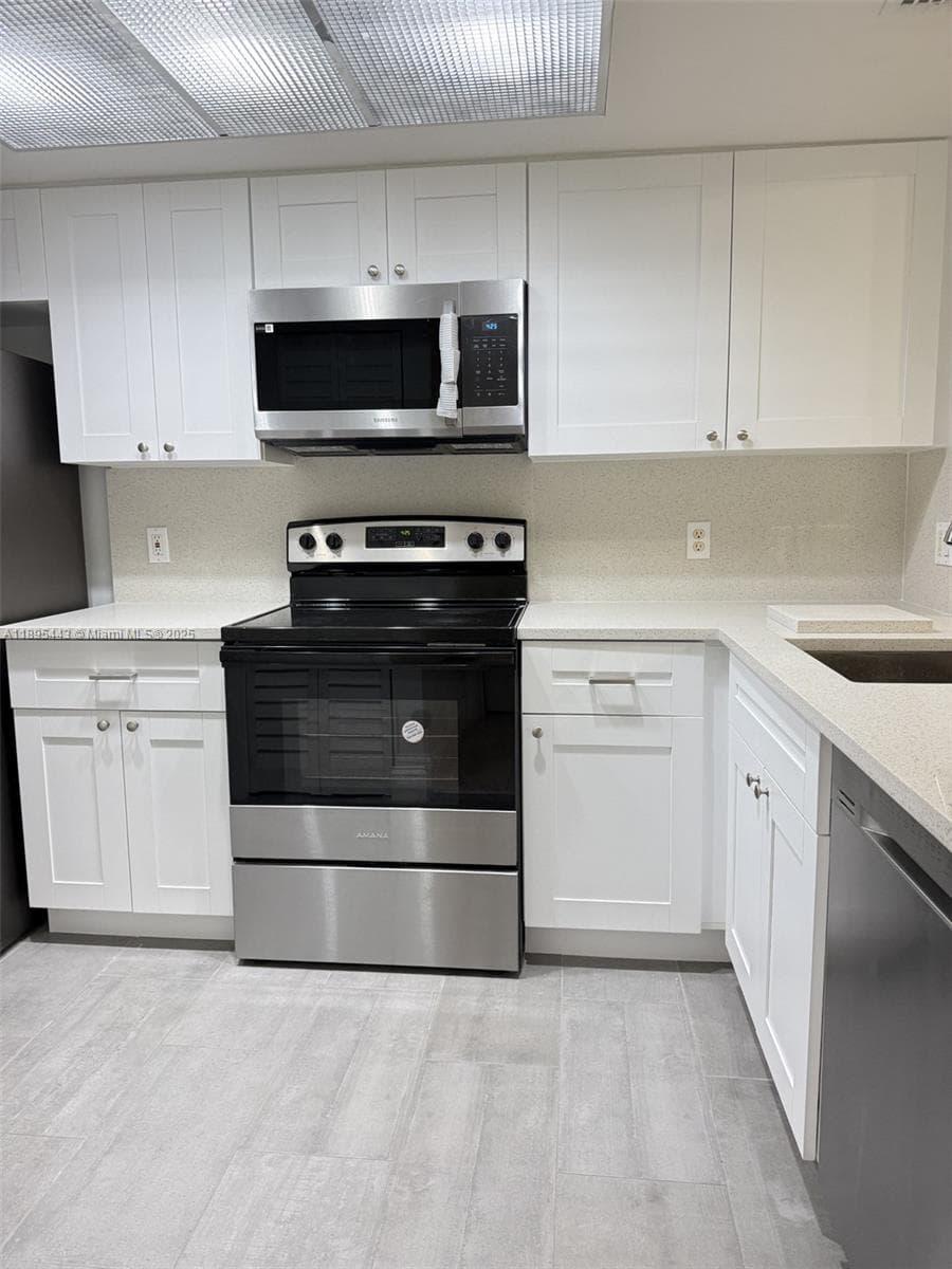 EVERGREEN LAKES CONDO · #205 in Coconut Creek - Photo 5
