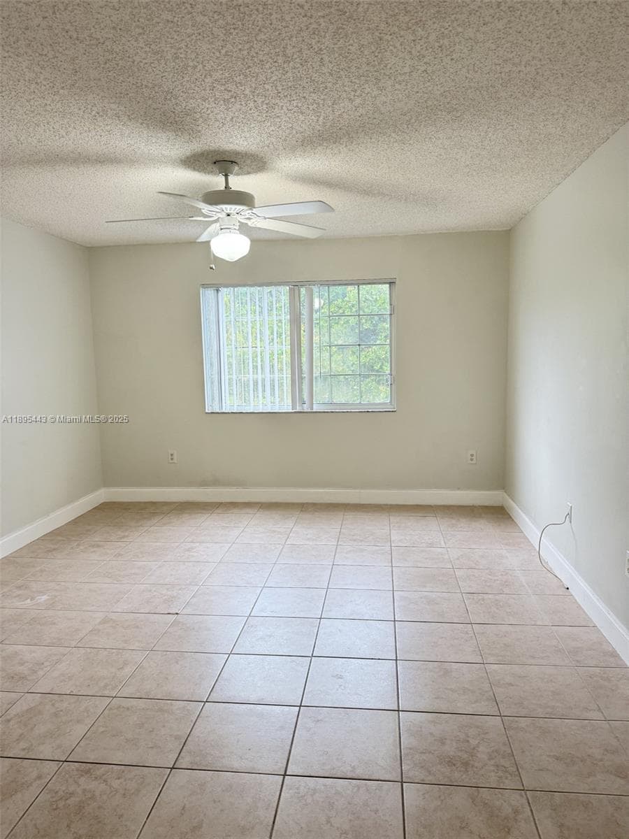 EVERGREEN LAKES CONDO · #205 in Coconut Creek - Photo 10