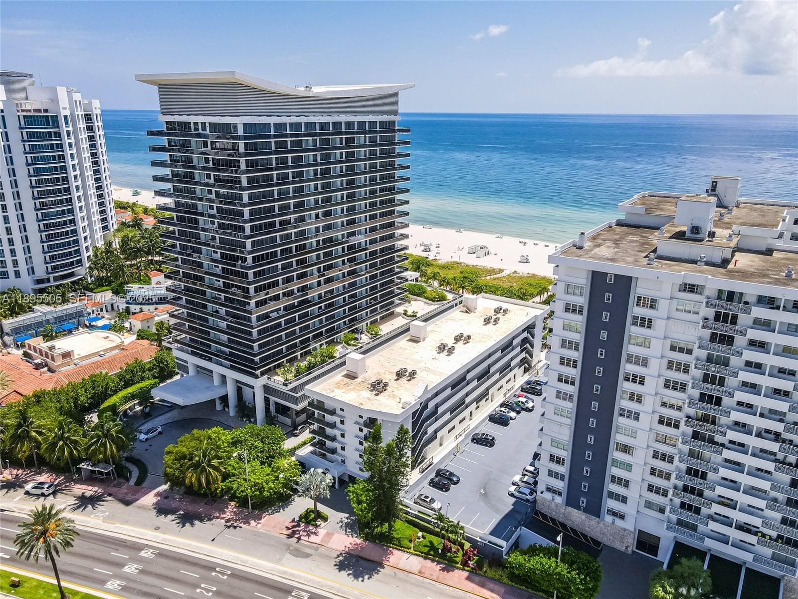 THE SURF CONDO · #201 in Miami Beach - Photo 2