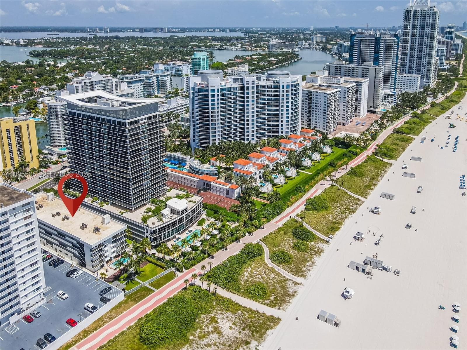 THE SURF CONDO · #201 in Miami Beach - Photo 6