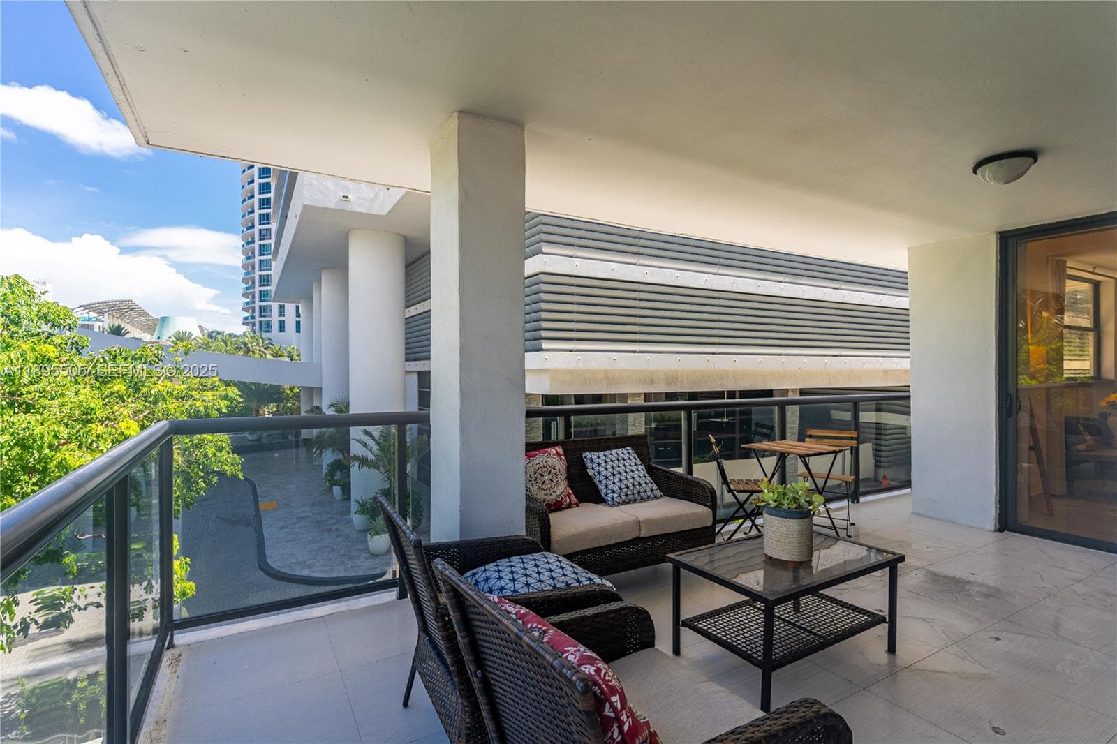 THE SURF CONDO · #201 in Miami Beach - Photo 18
