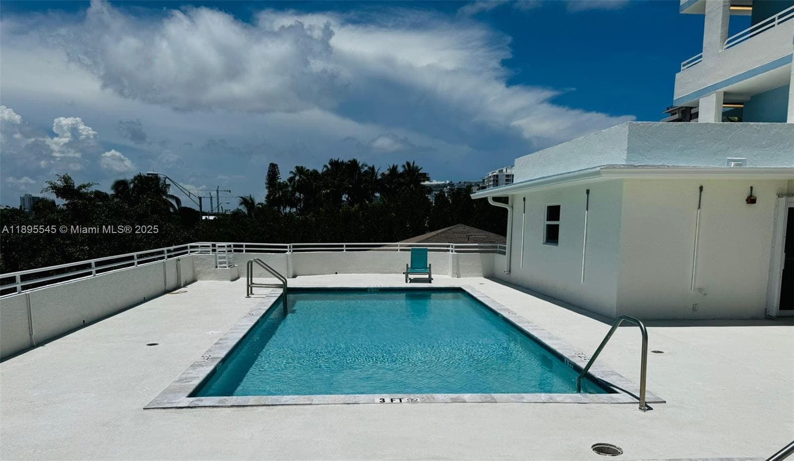 Ocean 91 · #310 in Surfside - Photo 18