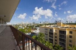 ISLAND SHORES CONDO · #302 in North Miami Beach - Photo 16