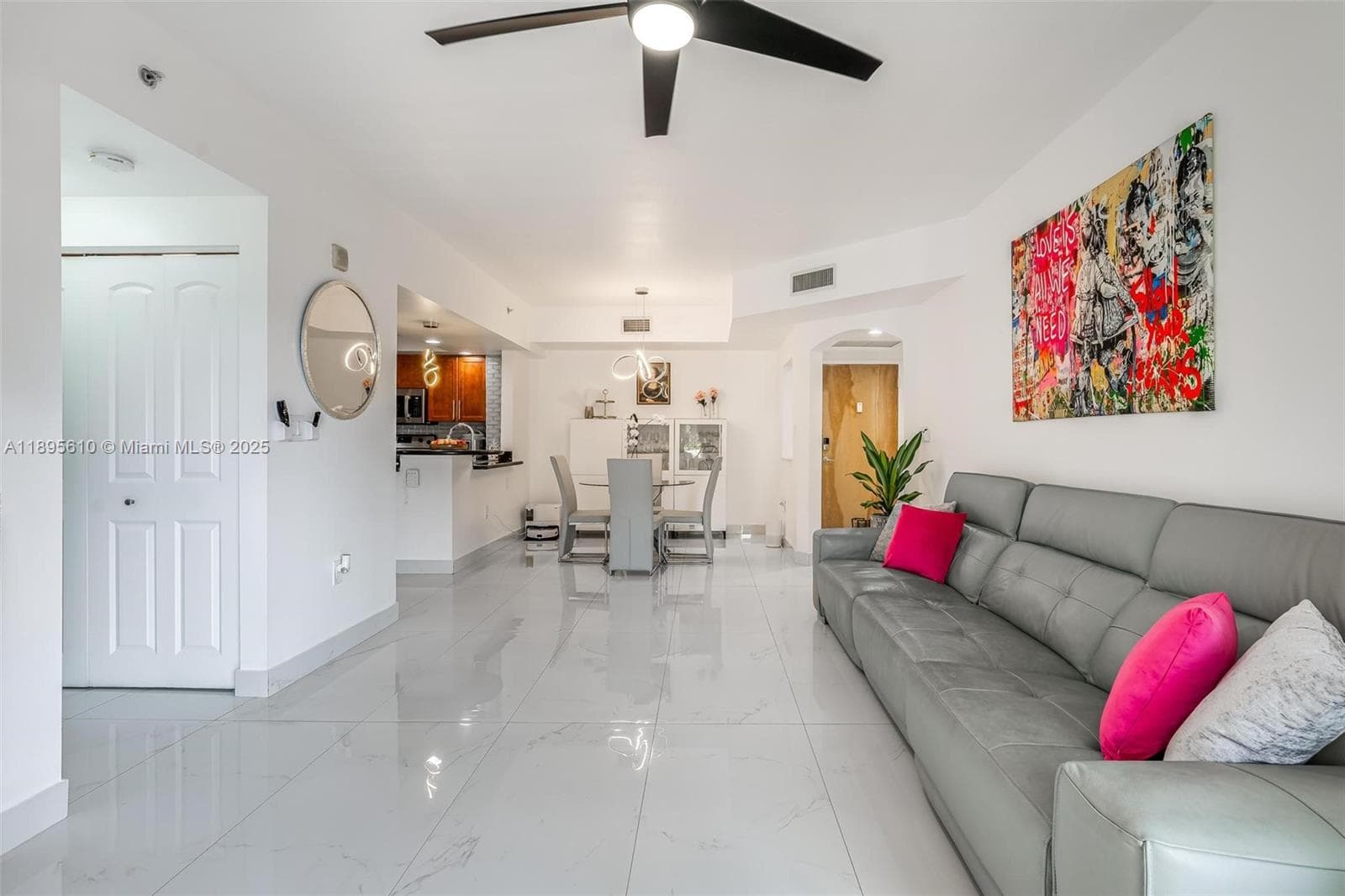 Waverly at Las Olas · #1413 in Fort Lauderdale - Photo 2